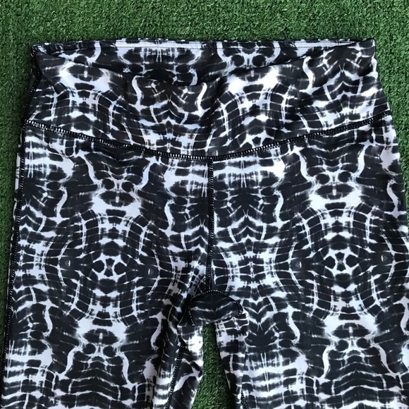 Inner Spirit Tie Dye Activewear Leggings Size S - Picture 5 of 6